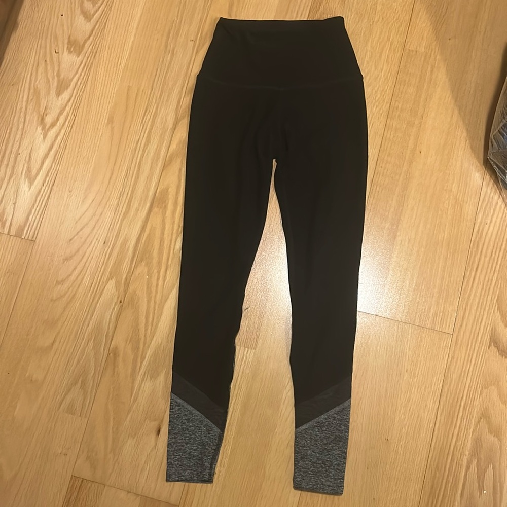 Beyond Yoga leggings XS